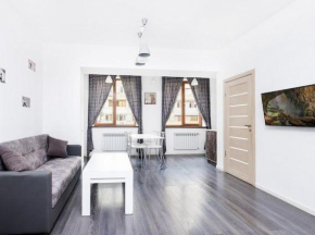 Comfortable 2 Bedroom,New Building near Seasons Park